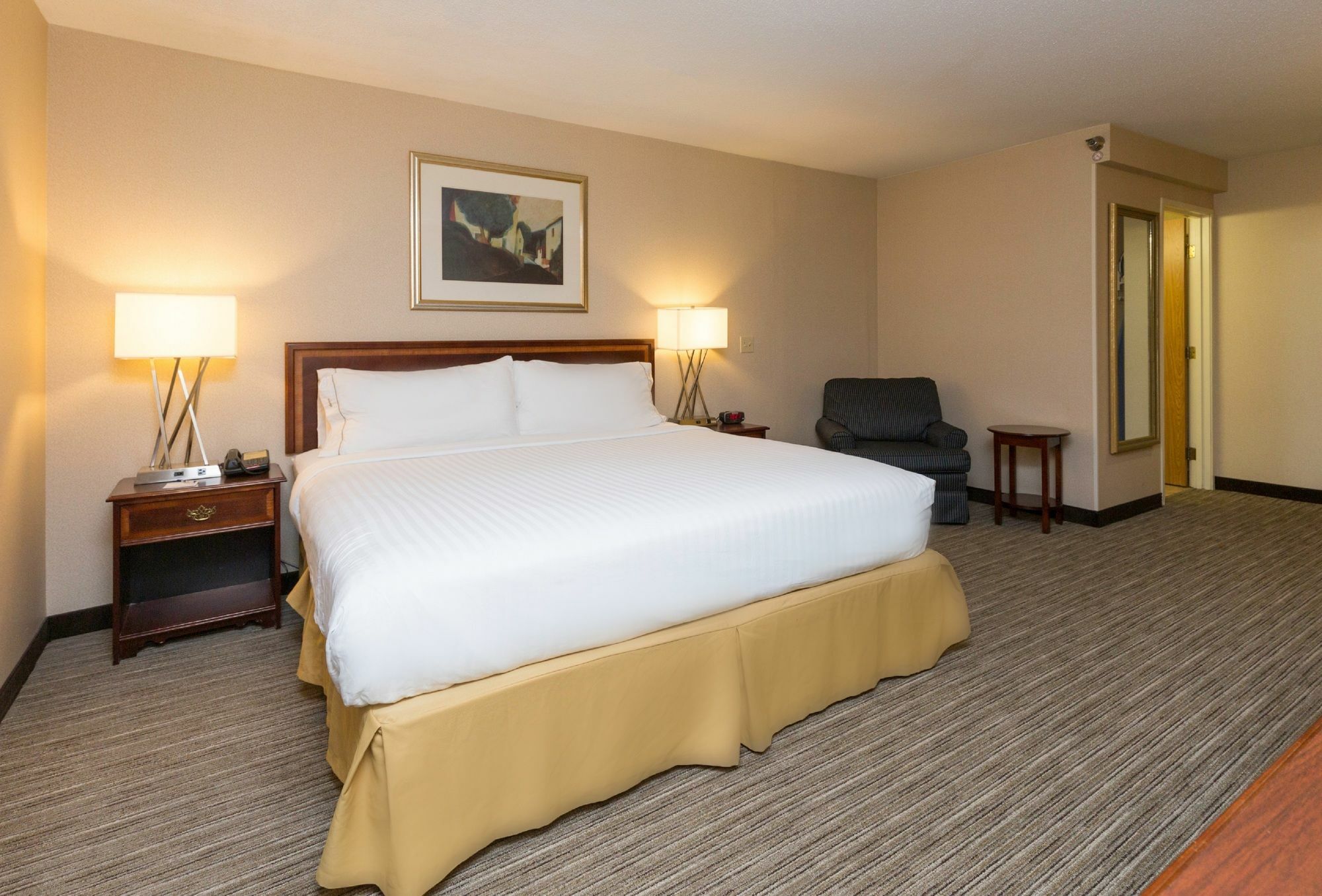 Holiday Inn Express Des Moines-At Drake University, An Ihg Hotel 外观 照片