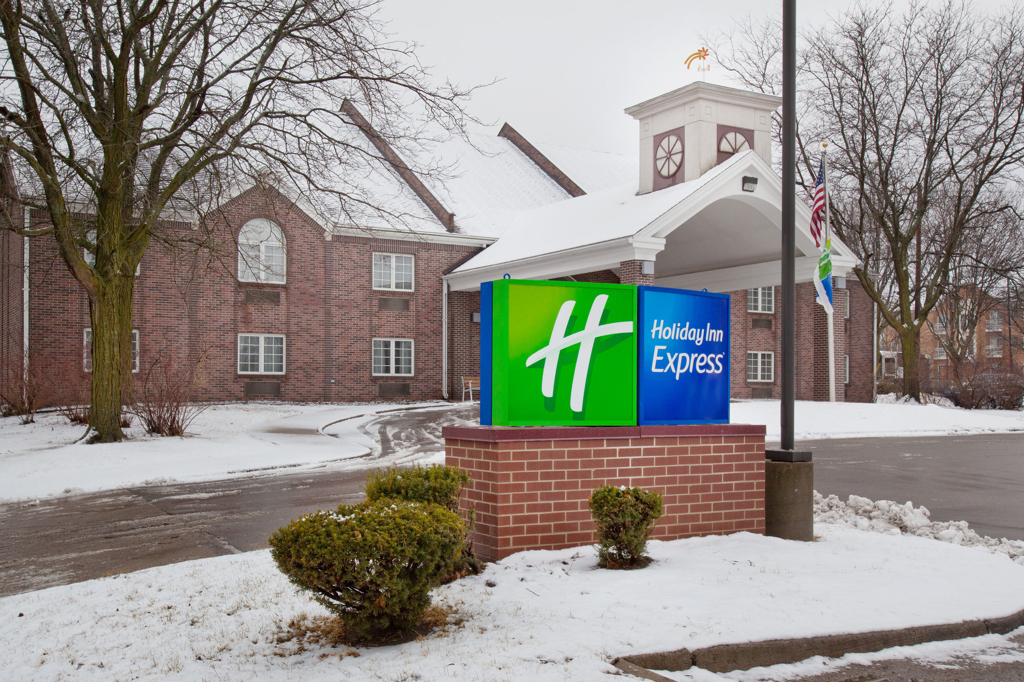 Holiday Inn Express Des Moines-At Drake University, An Ihg Hotel 外观 照片